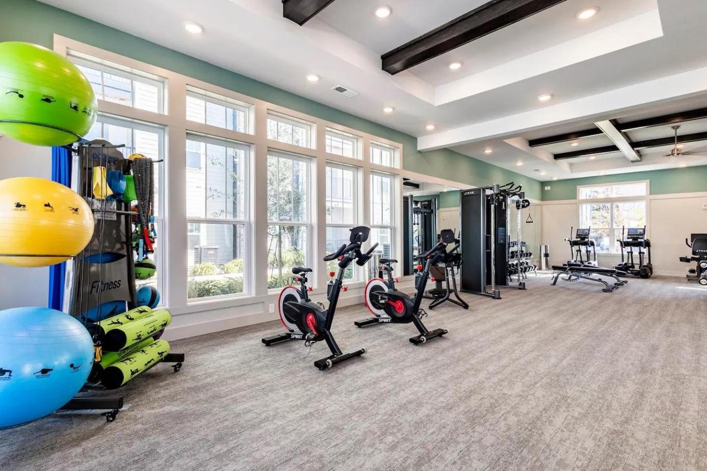 Complete Lush Green Apartment 10 Min To Parks Pets Allowed, Resort-Style Amenities Orlando Bagian luar foto